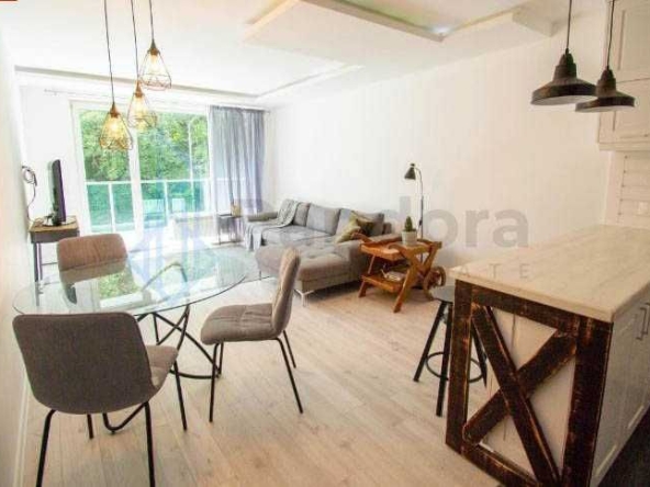 Дава се под наем Тристаен апартамент в София, Бояна - 100 кв.м за 673.2 € - Снимка #1