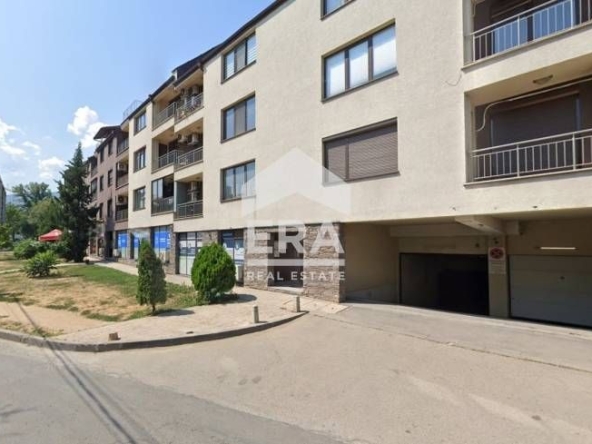 Дава се под наем Гараж / Паркомясто в София, Витоша - 15 кв.м за 104.55 € - Снимка #1