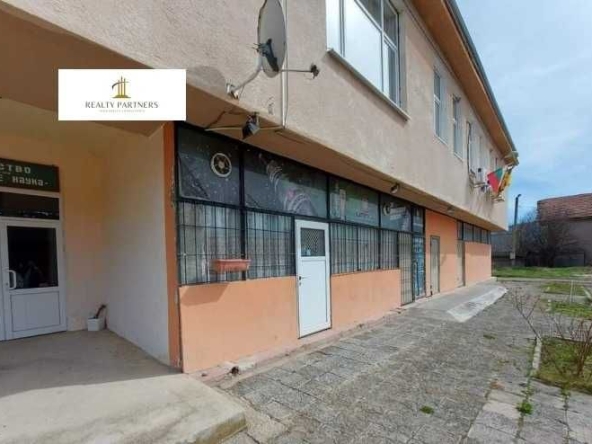 Промишлена сграда в с. Черна гора, Област Перник - 288 кв.м за 195 €/кв.м - Снимка #1