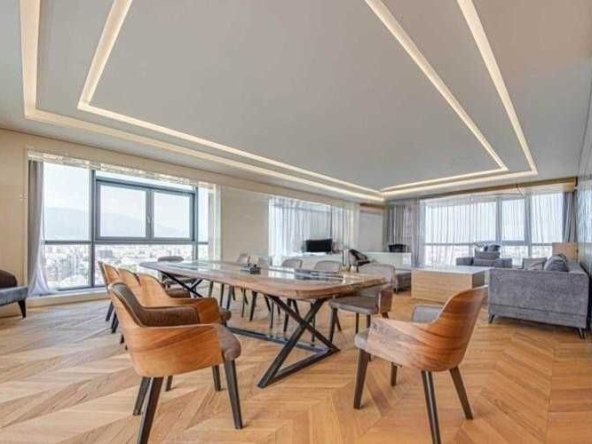 Тристаен апартамент в София, Изток - 94 кв.м за 787 €/кв.м - Снимка #1