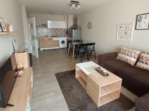 Дава се под наем Двустаен апартамент в Пловдив, Кършияка - 70 кв.м за 400 € - Снимка #1