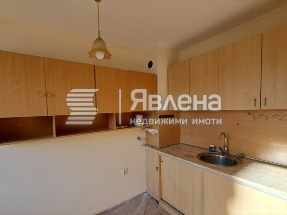 Дава се под наем Двустаен апартамент в Варна, Зимно кино Тракия - 60 кв.м за 307 € - Снимка #1