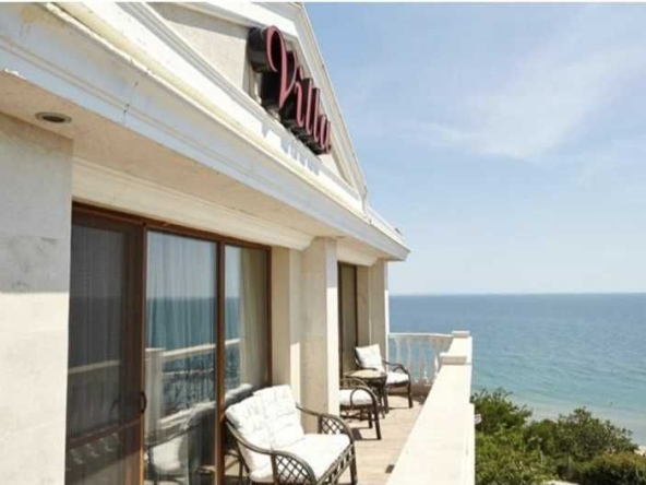 Хотел в София, Център - 564 кв.м за 816 €/кв.м - Снимка #1