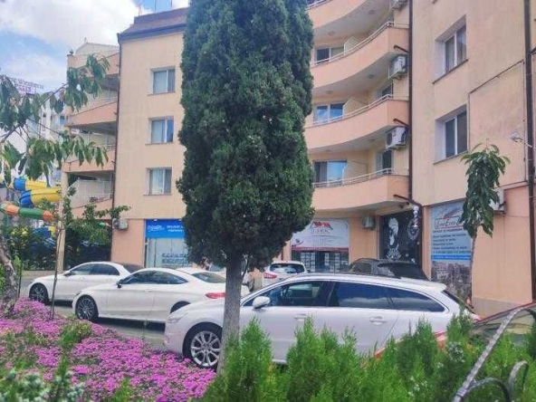 Тристаен апартамент в к.к. Слънчев бряг - 92 кв.м за 759 €/кв.м - Снимка #1