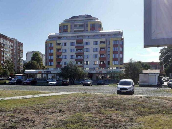 Дава се под наем Магазин в Бургас, Център - 80 кв.м за 340 € - Снимка #1