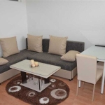 Дава се под наем Двустаен апартамент в Пловдив, Тракия - 52 кв.м за 260.1 € - Снимка #1