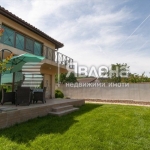 Къща в Варна, м-т Траката - 201 кв.м за 1966 €/кв.м - Снимка #1