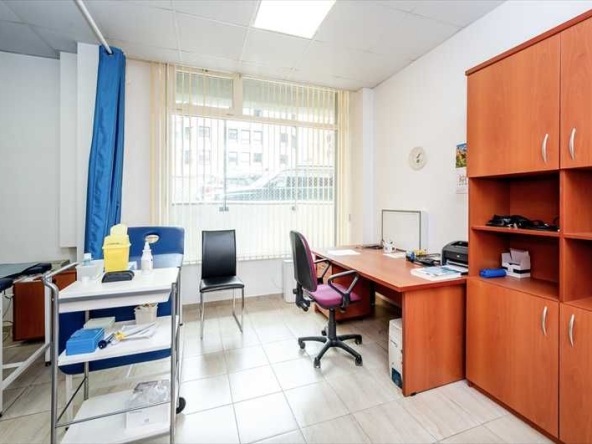 Магазин в София, Център - 160 кв.м за 1578 €/кв.м - Снимка #1