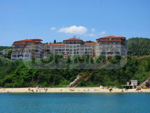 Двустаен апартамент в Бяла - 80 кв.м за 869 €/кв.м - Снимка #1