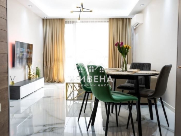 Двустаен апартамент в к.к. Св.Св. Константин и Елена - 68 кв.м за 3161 €/кв.м - Снимка #1