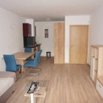 Двустаен апартамент в София, Оборище - 72 кв.м за 1973 €/кв.м - Снимка #1