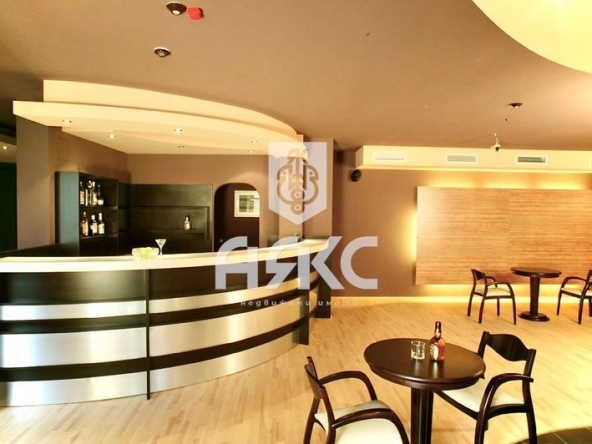 Офис в София, Витоша - 188 кв.м за 765 €/кв.м - Снимка #1