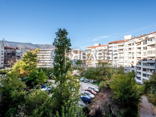 Четиристаен апартамент в София, Малинова долина - 108 кв.м за 1815 €/кв.м - Снимка #1