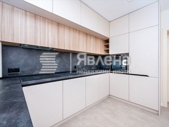Тристаен апартамент в София, Център - 186 кв.м за 2689 €/кв.м - Снимка #1