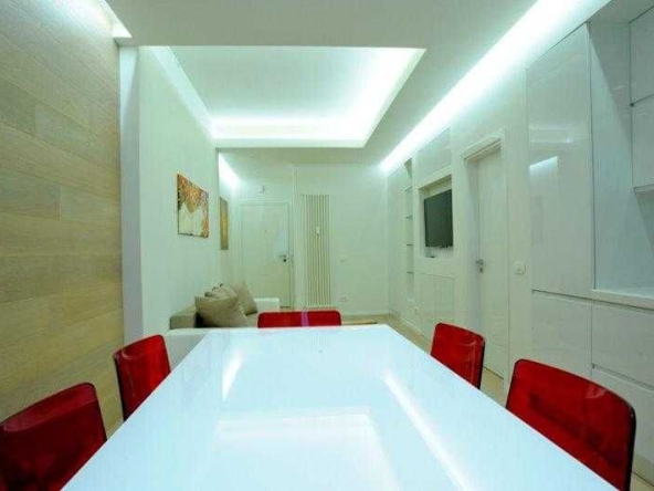 Четиристаен апартамент в София, Изток - 116 кв.м за 1854 €/кв.м - Снимка #1