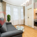 Дава се под наем Едностаен апартамент в София, Център - 30 кв.м за 600 € - Снимка #1