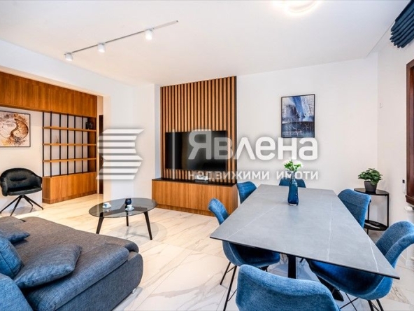 Дава се под наем Тристаен апартамент в София, Център - 94 кв.м за 2300 € - Снимка #1