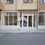 Дава се под наем Магазин в Хасково, Любен Каравелов - 150 кв.м за 612 € - Снимка #1