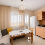 Дава се под наем Двустаен апартамент в Бургас, Братя Миладинови - 48 кв.м за 298.86 € - Снимка #1