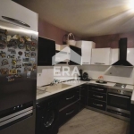 Тристаен апартамент в Хасково, Център - 100 кв.м за 1377 €/кв.м - Снимка #1