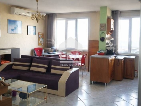 Двустаен апартамент в София, Център - 85 кв.м за 1920 €/кв.м - Снимка #1