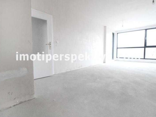 Двустаен апартамент в Пловдив, Кючук Париж - 70 кв.м за 918 €/кв.м - Снимка #1