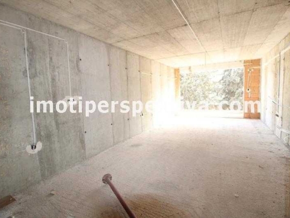 Тристаен апартамент в Пловдив, Кършияка - 130 кв.м за 782 €/кв.м - Снимка #1