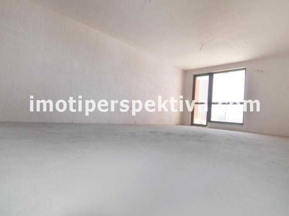 Тристаен апартамент в Пловдив, Беломорски - 107 кв.м за 682 €/кв.м - Снимка #1