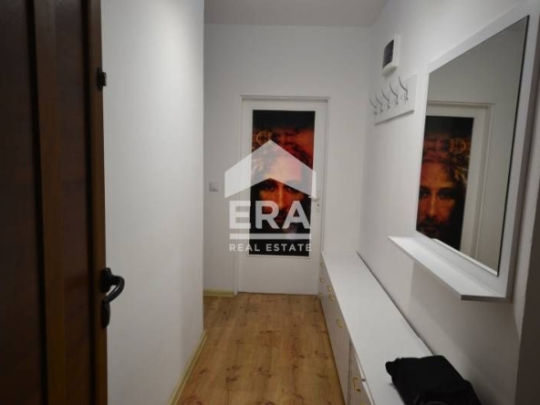 Дава се под наем Тристаен апартамент в Хасково, Куба - 75 кв.м за 331.5 € - Снимка #1