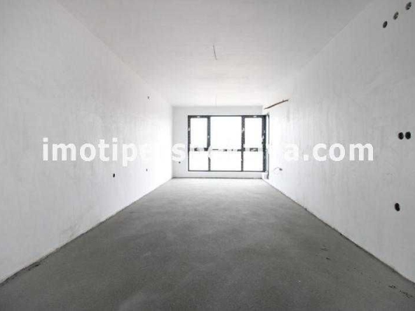 Двустаен апартамент в Пловдив, Център - 72 кв.м за 821 €/кв.м - Снимка #1