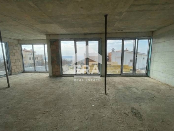 Къща в Варна, м-т Сотира - 207 кв.м за 1167 €/кв.м - Снимка #1