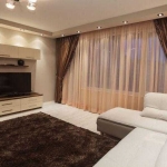 Дава се под наем Двустаен апартамент в Бургас, Център - 70 кв.м за 612 € - Снимка #1