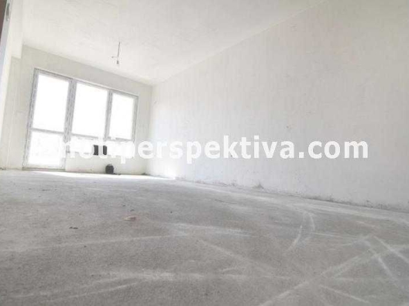 Тристаен апартамент в Пловдив, Кючук Париж - 106 кв.м за 897 €/кв.м - Снимка #1
