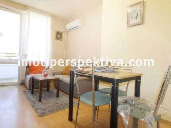 Двустаен апартамент в Пловдив, Център - 58 кв.м за 1208 €/кв.м - Снимка #1