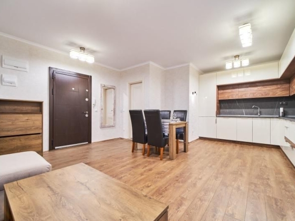 Дава се под наем Двустаен апартамент в Варна, Генералите - 75 кв.м за 800 € - Снимка #1