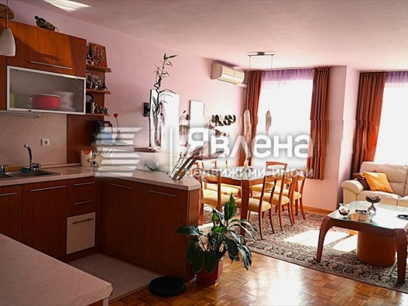 Тристаен апартамент в София, Хладилника - 118 кв.м за 1729 €/кв.м - Снимка #1