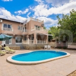 Къща в к.к. Албена - 185 кв.м за 1509 €/кв.м - Снимка #1