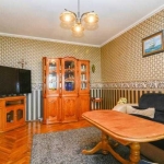 Дава се под наем Двустаен апартамент в Бургас, Лазур - 75 кв.м за 765 € - Снимка #1