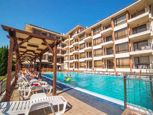 Двустаен апартамент в Свети Влас - 68 кв.м за 608 €/кв.м - Снимка #1