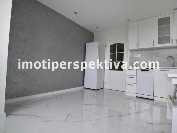 Едностаен апартамент в Пловдив, Кършияка - 35 кв.м за 2058 €/кв.м - Снимка #1