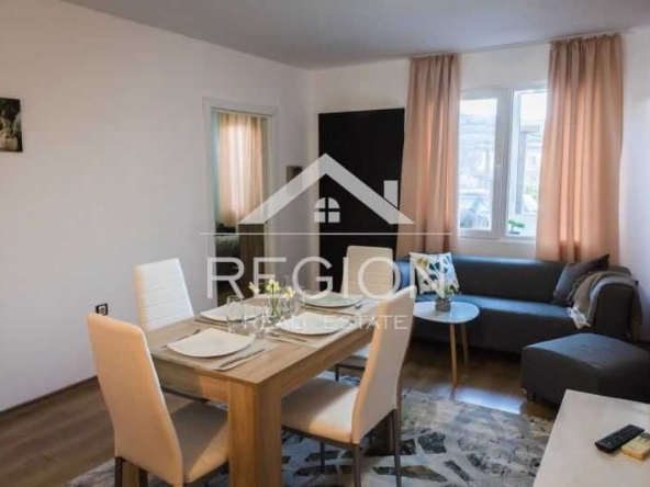 Дава се под наем Къща в Варна, Цветен квартал - 100 кв.м за 450 € - Снимка #1