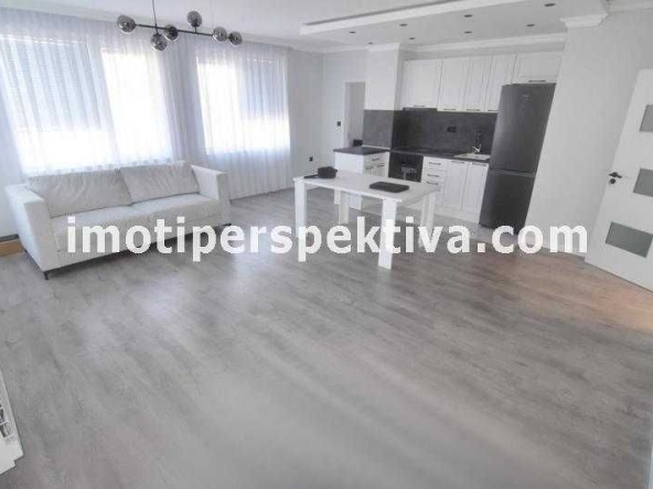 Тристаен апартамент в Пловдив, Кючук Париж - 140 кв.м за 1343 €/кв.м - Снимка #1