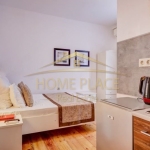 Дава се под наем Едностаен апартамент в Варна, Център - 30 кв.м за 408 € - Снимка #1