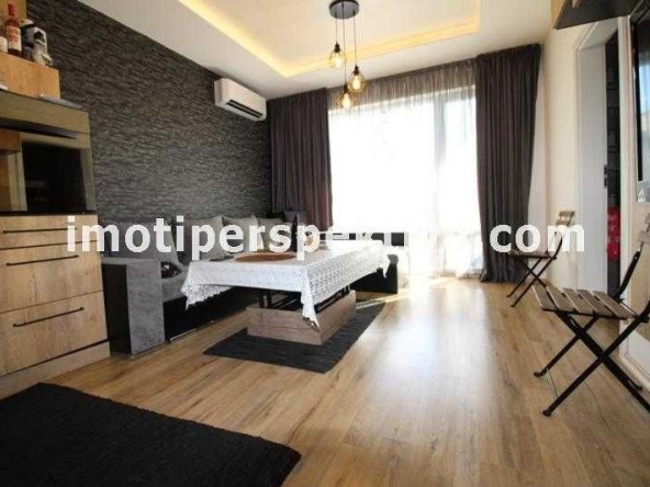 Многостаен апартамент в Пловдив, Христо Смирненски - 75 кв.м за 2000 €/кв.м - Снимка #1