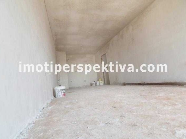 Двустаен апартамент в Пловдив, Христо Смирненски - 82 кв.м за 1035 €/кв.м - Снимка #1