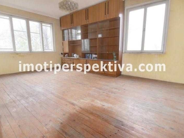 Многостаен апартамент в Пловдив, Коматево - 160 кв.м за 825 €/кв.м - Снимка #1