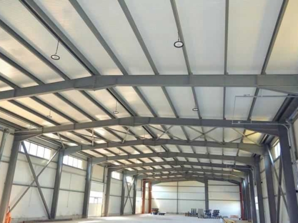 Склад в Пловдив, Индустриална зона - Юг - 2824 кв.м за 709 €/кв.м - Снимка #1