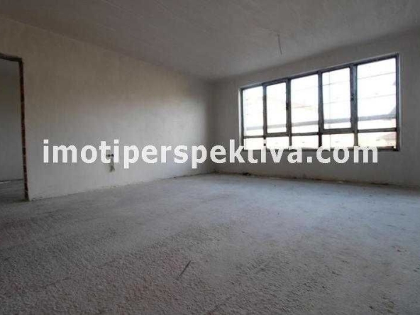 Двустаен апартамент в Пловдив, Кючук Париж - 88 кв.м за 978 €/кв.м - Снимка #1