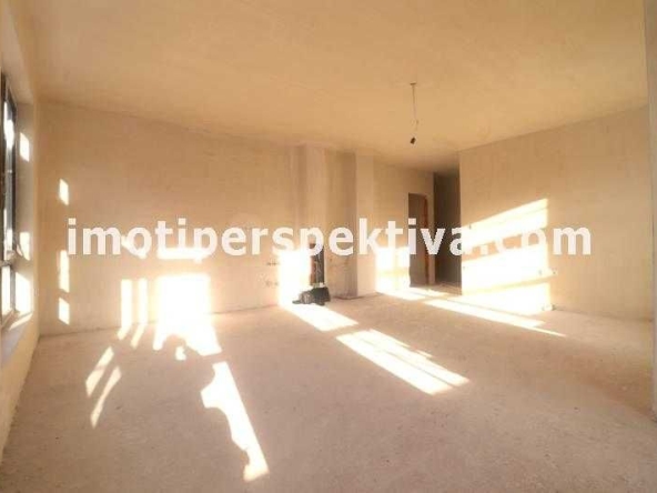 Тристаен апартамент в Пловдив, Тракия - 121 кв.м за 1228 €/кв.м - Снимка #1