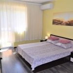 Дава се под наем Двустаен апартамент в Бургас, Възраждане - 65 кв.м за 200 € - Снимка #1